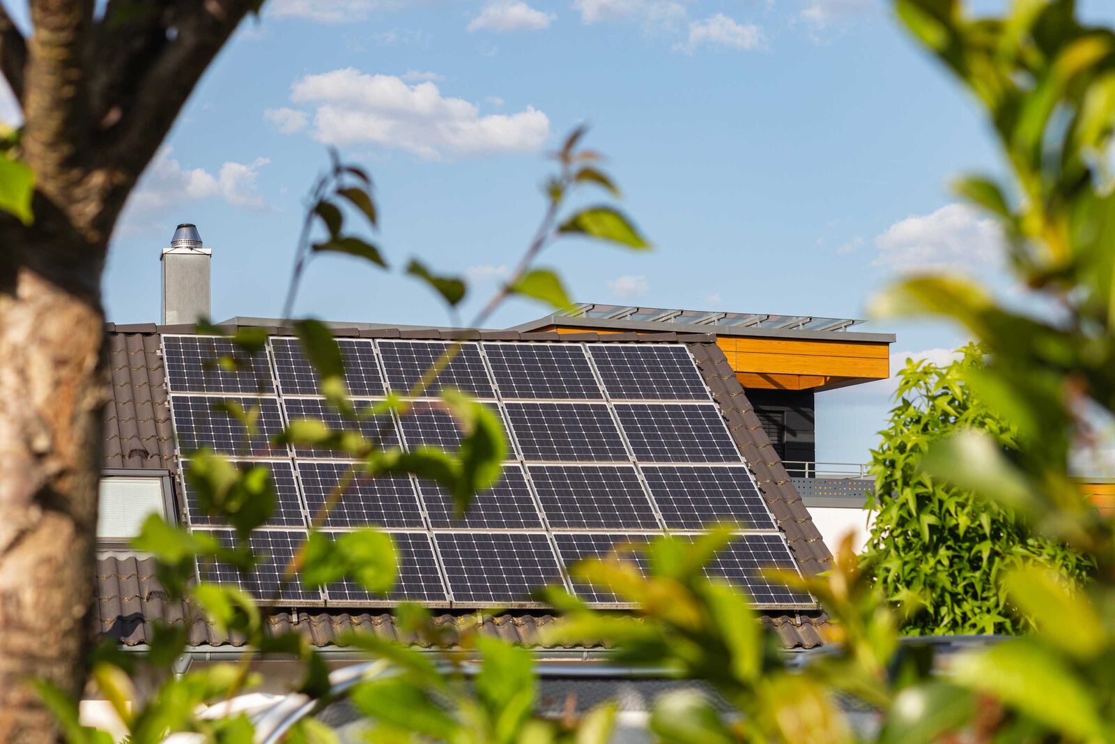 Die Energieeffizienz durch geeignete Massnahmen zu erhöhen, liegt im Eigeninteresse. Es ist komfortabler, in einem energieeffizienten Gebäude zu wohnen.