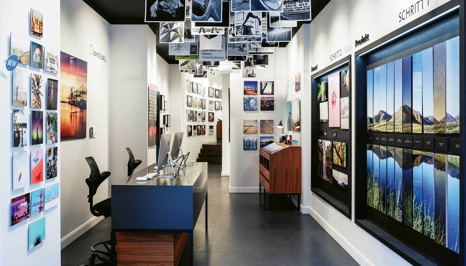 In den WhiteWall-Stores werden die unterschiedlichen Oberflächen, Materialien und Formate präsentiert.