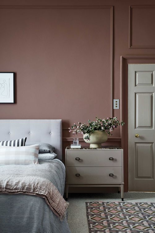 Die neue Kollektion von Little Greene heisst «Stone» und besteht aus 36 natürlichen Farbtönen, die Wärme, Ruhe, Harmonie und Zeitlosigkeit vermitteln sollen. Little Greene.